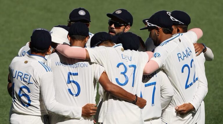 वर्ल्ड टेस्ट चैम्पियनशिप फाइनल की रेस में अब भी 5 टीमें बनी हुई हैं, लेकिन पाकिस्तान हो चुका है बाहर। जानिए कौन-कौन से समीकरण हैं बाकी।