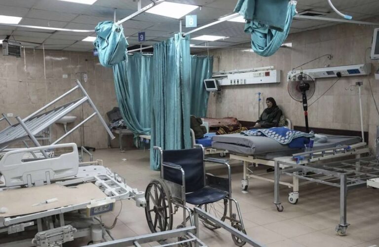 इजराइल गाजा पट्टी में चिकित्सा टीमों को अपना निशाना बना रहा है, यह दावा यूरो-मेड ह्यूमन राइट्स मॉनिटर ने किया है।