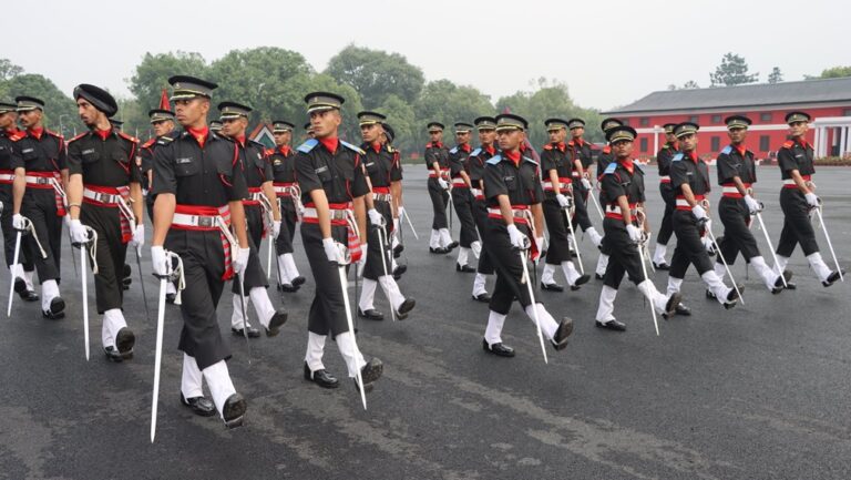भारतीय सेना का हिस्सा बने 419 कैडेट