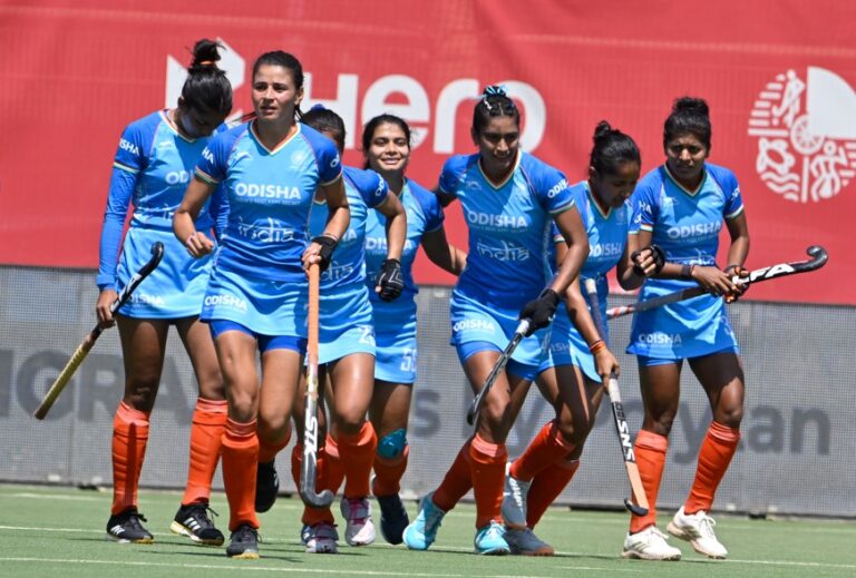 एफआईएच प्रो लीग: चीन से ‘करो या मरो’ मुकाबले में भिड़ेगी भारतीय महिला हॉकी टीम
