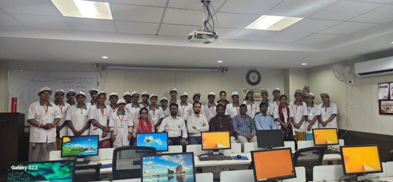 समूह सदस्य बनीं बैंक सखियाँ, गांवों में बढ़ेगी बैंकिंग सुविधा