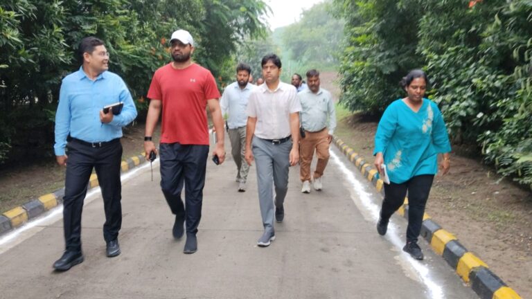 आयुक्त श्री दिलीप कुमार यादव ने ट्रेंचिंग ग्राउंड और सिटी फॉरेस्ट का किया निरीक्षण