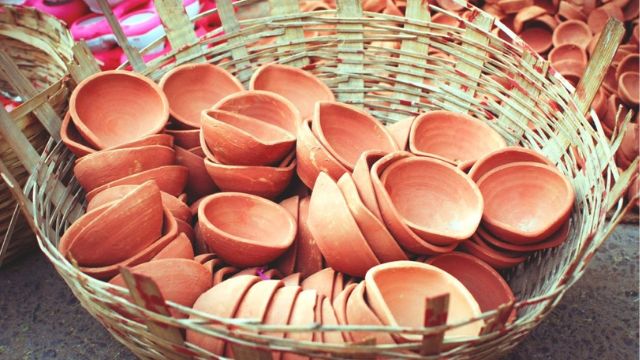 दीपावली पर मिट्टी के दीयों की बिक्री होगी कर-मुक्त, प्रशासन ने दिए विशेष निर्देश