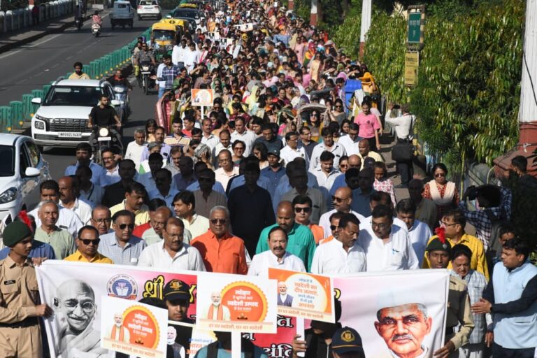 आत्मनिर्भर भारत संकल्प अभियान में भाजपा कार्यकर्ताओं ने लिया स्वदेशी अपनाने का संकल्प