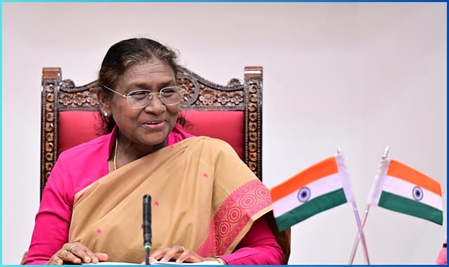 राष्ट्रपति द्रौपदी मुर्मु आज सबरीमला मंदिर जाएंगी