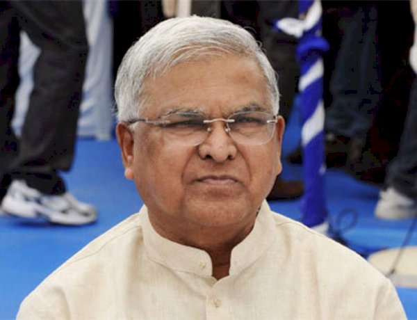 गौरव दिवस का आयोजन सभी जिलों में हो : राज्यपाल श्री मंगुभाई पटेल राज्यपाल ने दो सत्रों में पांच विभागों की समीक्षा की