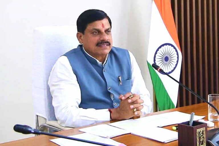 मुख्यमंत्री डॉ. मोहन यादव ने छिंदवाड़ा कोल्ड्रिफ सिरप मामले में लिया सख्त एक्शन