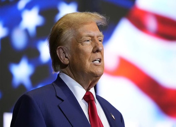 अमेरिकी जनता ने ट्रंप की टैरिफ नीति को बताया महंगाई की वजह, सर्वे में बढ़ते खर्चों को लेकर जताई नाराज़गी