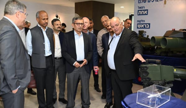 रक्षा सचिव राजेश कुमार सिंह के नेतृत्व में इस्राइल में प्रमुख रक्षा कंपनियों का दौरा, सह-उत्पादन के अवसर तलाशे गए