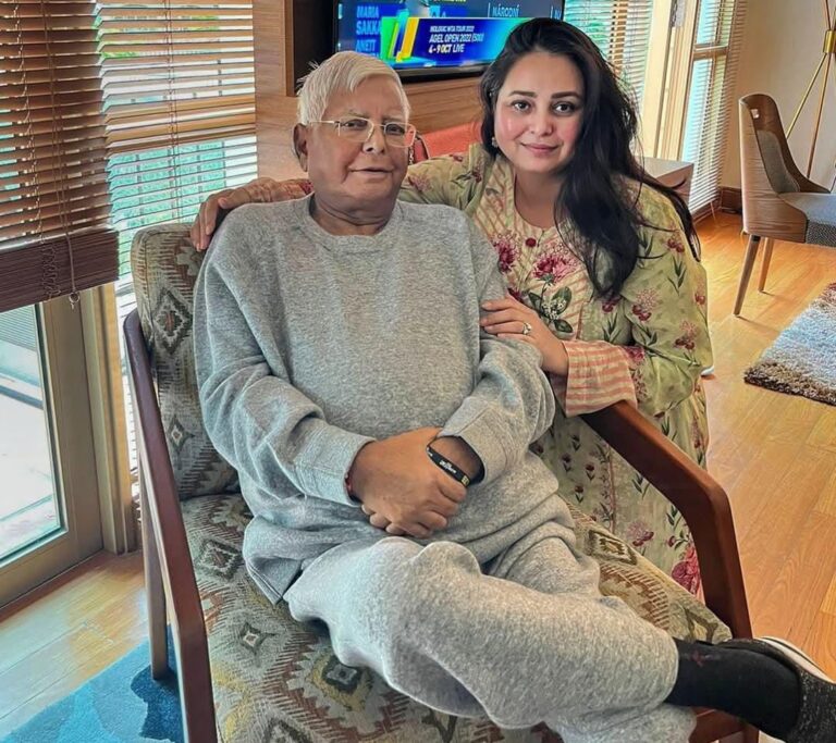 बिहार चुनाव में RJD की हार के बाद लालू यादव परिवार में बढ़ा तनाव, रोहिणी आचार्य ने राजनीति और परिवार से नाता तोड़ा