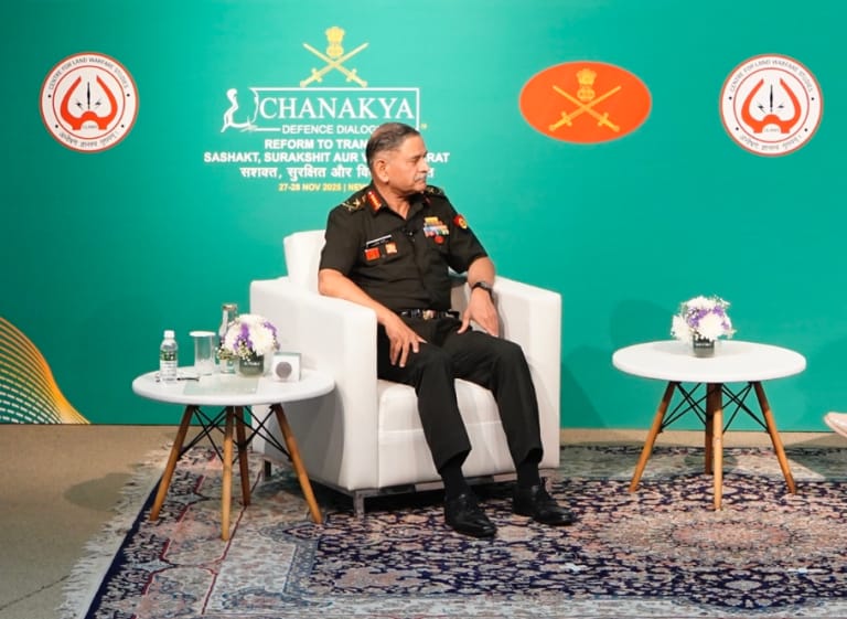 सेना प्रमुख जनरल उपेंद्र द्विवेदी: जम्मू-कश्मीर में आतंकवादी गतिविधियों में उल्लेखनीय कमी, भारत हर चुनौती के लिए तैयार