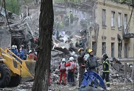 रूसी मिसाइल हमले में यूक्रेन में तीन की माैत, 10 घायल