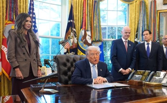 ट्रम्प प्रशासन का बड़ा ऐलान, फीफा विश्व कप टिकट धारकों को वीज़ा इंटरव्यू में मिलेगी प्राथमिकता