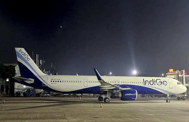 इंडिगो की उड़ानों में गड़बड़ी पर डीजीसीए सख्त, रिपोर्ट आने पर होगी सुधारात्मक कार्रवाई