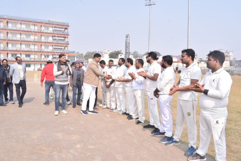 मीडिया क्रिकेट प्रतियोगिता: गर्दे एकादश की जीत में पंकज का हरफनमौला प्रदर्शन