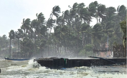 श्रीलंका में चक्रवात दित्वाह का कहर, अब तक 474 की मौत और 356 लोग लापता