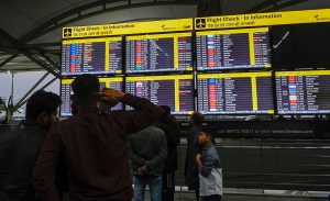 इंडिगो फ्लाइट्स में हो सकती है देरी, यात्री लेटेस्ट स्टेटस चेक कर घर से निकलें