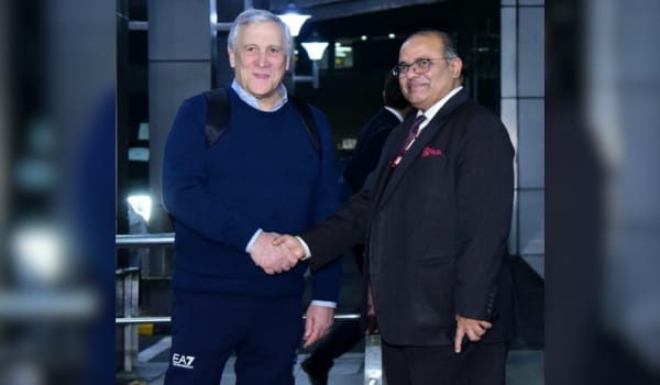 इटली के उप-प्रधानमंत्री एंटोनियो तजानी तीन दिवसीय भारत यात्रा पर आज दिल्ली पहुंचे