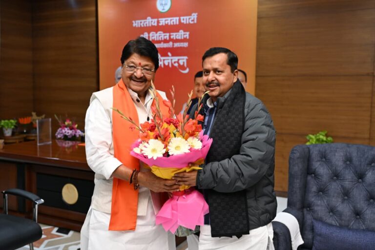 नई दिल्ली में कैलाश विजयवर्गीय ने भाजपा राष्ट्रीय कार्यकारी अध्यक्ष नितिन नबीन से की भेंट