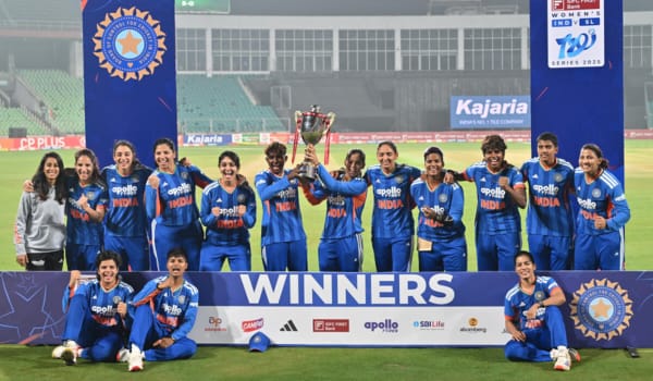 महिला टी-20 क्रिकेट श्रृंखला में भारत ने श्रीलंका को पांच-शून्य से हराया