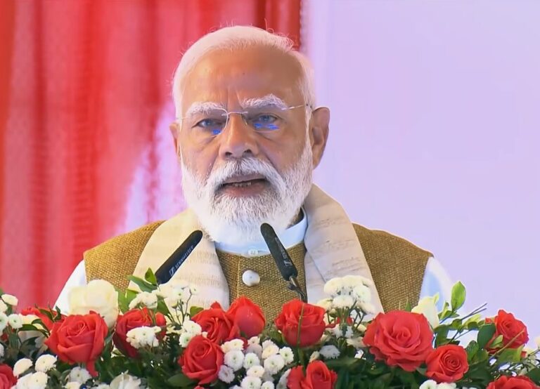 केरल की रेल कनेक्टिविटी और मजबूत हुई, विकास परियोजनाएं नए अवसर पैदा करेंगी: प्रधानमंत्री मोदी