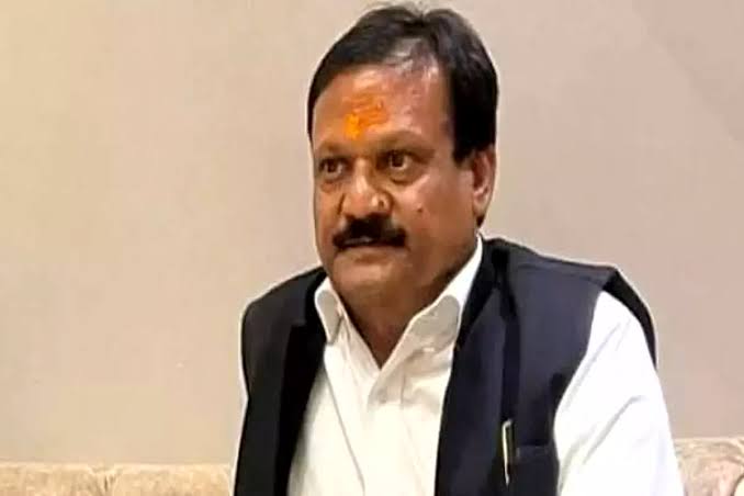 इंदौर जल त्रासदी पर सियासत गरमाई, 27 मौतों के बाद सज्जन सिंह वर्मा ने सरकार को घेरा