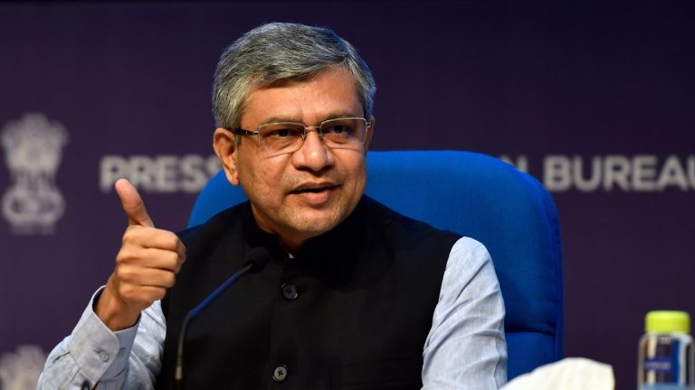 रेलवे अधिकारियों को अति विशिष्ट रेल सेवा पुरस्कार देंगे रेल मंत्री अश्विनी वैष्णव