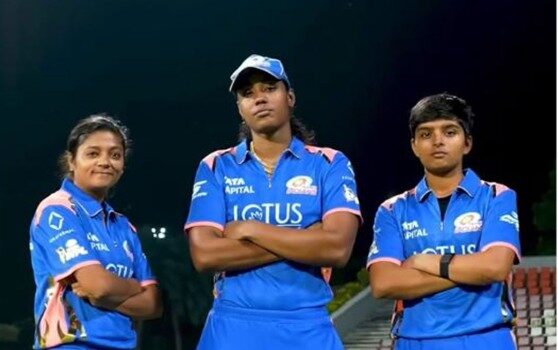 मुंबई इंडियंस ने डब्ल्यूपीएल 2026 की जर्सी लॉन्च की, ‘विकेट पल्स’ थीम से झलकी मुंबई की रफ्तार