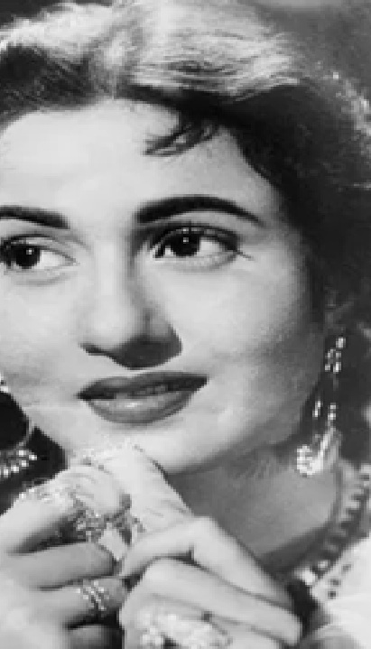 इतिहास के पन्नों में 23 फरवरी : मधुबाला की पुण्यतिथि, प्रमुख ऐतिहासिक घटनाएँ और जन्म-दिवस