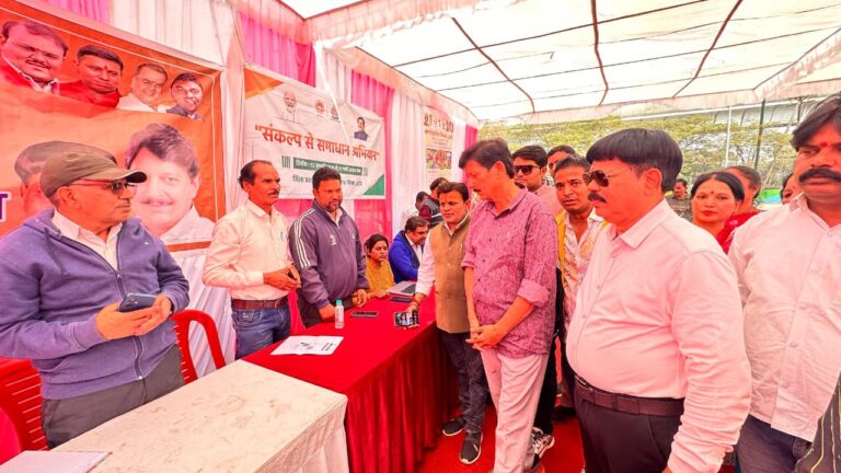 इंदौर वार्ड 21 में “संकल्प से समाधान” शिविर, विधायक रमेश मेंदोला ने सुनीं जनता की समस्याएं
