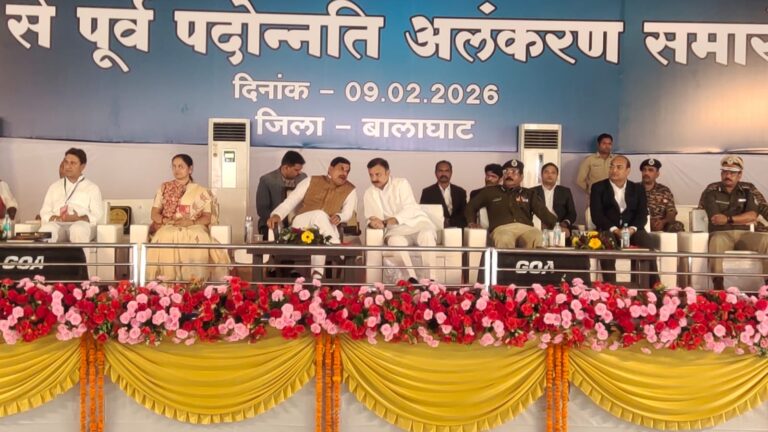 नक्सल मुठभेड़ में साहस दिखाने वाले 60 जवानों को पूर्व पदोन्नति, बालाघाट में सीएम डॉ. मोहन यादव ने किया सम्मान