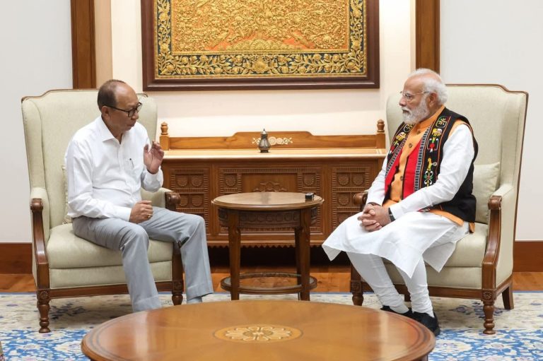 मणिपुर के मुख्यमंत्री युम्नाम खेमचंद ने नई दिल्ली में प्रधानमंत्री नरेंद्र मोदी से की मुलाकात
