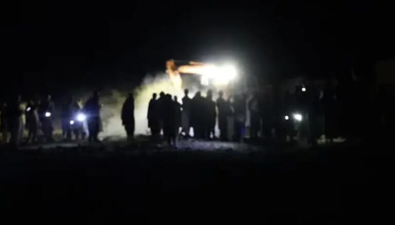 पाकिस्तान का अफगानिस्तान हवाई हमला: आतंकवादी ठिकानों पर निशाना, आम लोग प्रभावित