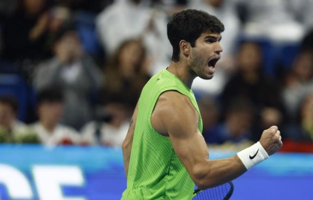 कार्लोस अल्कराज़ ने कतर ओपन सेमीफाइनल में बनाई जगह, जैनिक सिनर बाहर