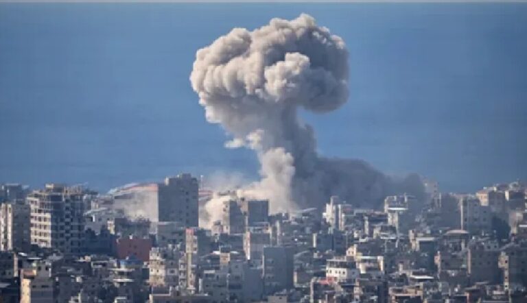 अमेरिका-इजराइल और ईरान के बीच जंग तीसरे हफ्ते में और भड़की, कई देशों में हमलों का दावा