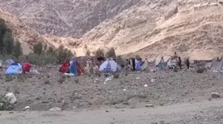 पाकिस्तान का अफगानिस्तान पर बड़ा हमला: 100+ रॉकेट दागे, हजारों लोग हुए विस्थापित