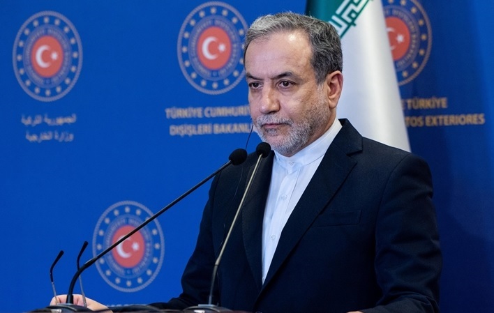 होर्मुज जलडमरूमध्य पर ईरान का दावा, अमेरिकी-इजराइली जहाजों को रोकना बताया ‘कानूनी अधिकार’