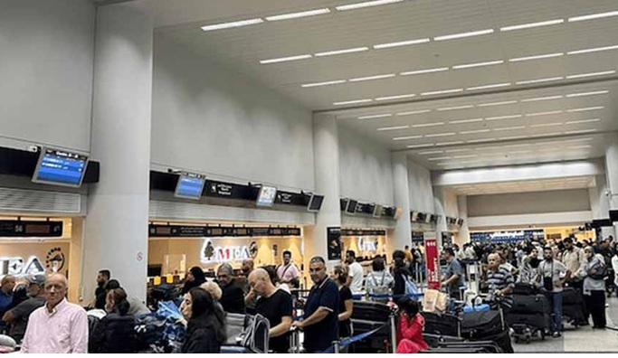 मिडिल ईस्ट संकट: पाकिस्तान ने 156 उड़ानें रद्द कीं, कई एयरपोर्ट पर परिचालन प्रभावित