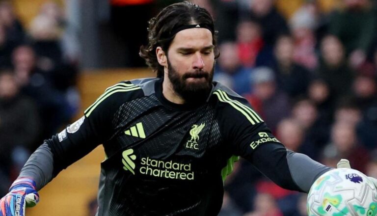 ब्राजील को झटका: स्टार गोलकीपर एलिसन चोट के कारण मार्च के फ्रेंडली मैचों से बाहर