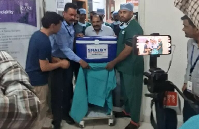 इंदौर में 67वां ग्रीन कॉरिडोर बना, ब्रेन डेड युवक के अंगदान से 3 मरीजों को मिला नया जीवन