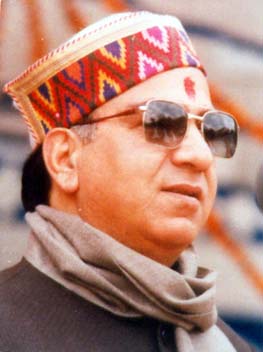 शांता कुमार का बयान: लिव-इन रिलेशन समाज के विरुद्ध, सख्त कानून बनाने की मांग