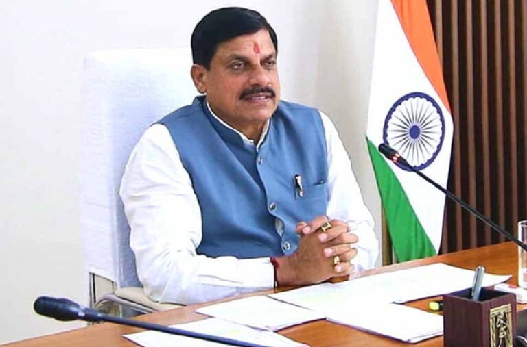 खाड़ी देशों में रह रहे मध्य प्रदेश के नागरिकों के लिए हेल्पलाइन जारी, दिल्ली में कंट्रोल रूम स्थापित