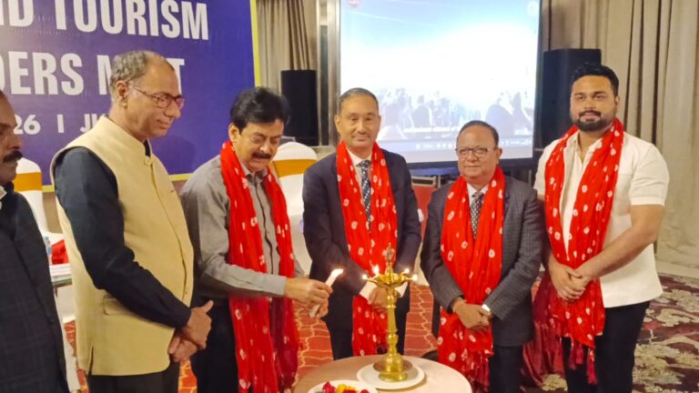 झांसी में पहली बार बुंदेलखंड पर्यटन हितधारक सम्मेलन, पर्यटन संभावनाओं पर मंथन शुरू