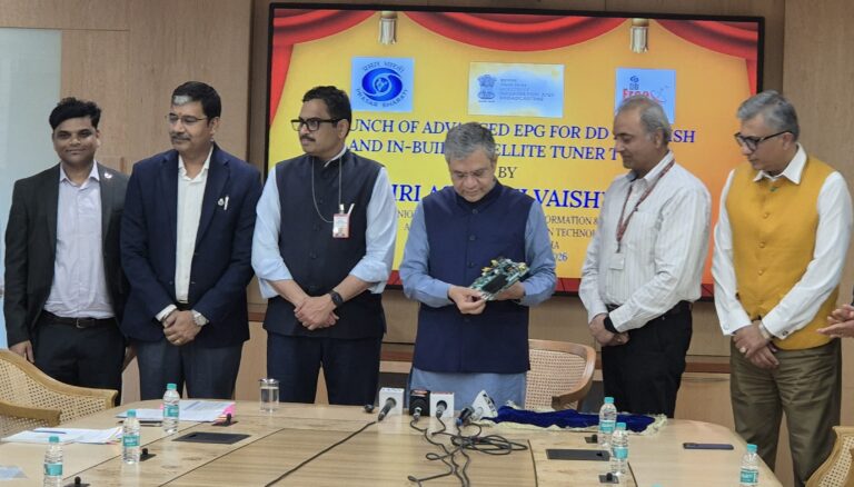 टीवी में अब इनबिल्ट सेट-टॉप बॉक्स, 450+ चैनल मुफ्त देखने की सुविधा शुरू