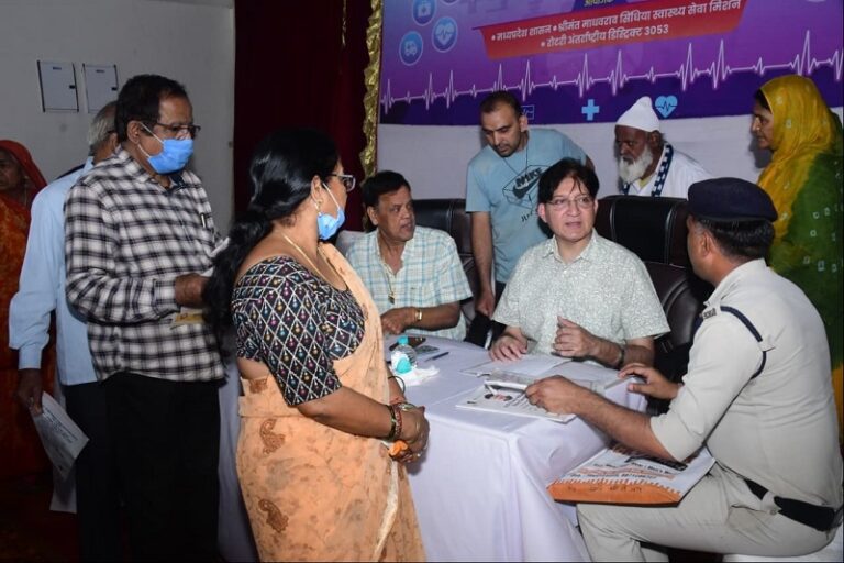 शिवपुरी का वृहद स्वास्थ्य शिविर बना रिकॉर्डधारी, इंडिया बुक ऑफ रिकॉर्ड में दर्ज उपलब्धि