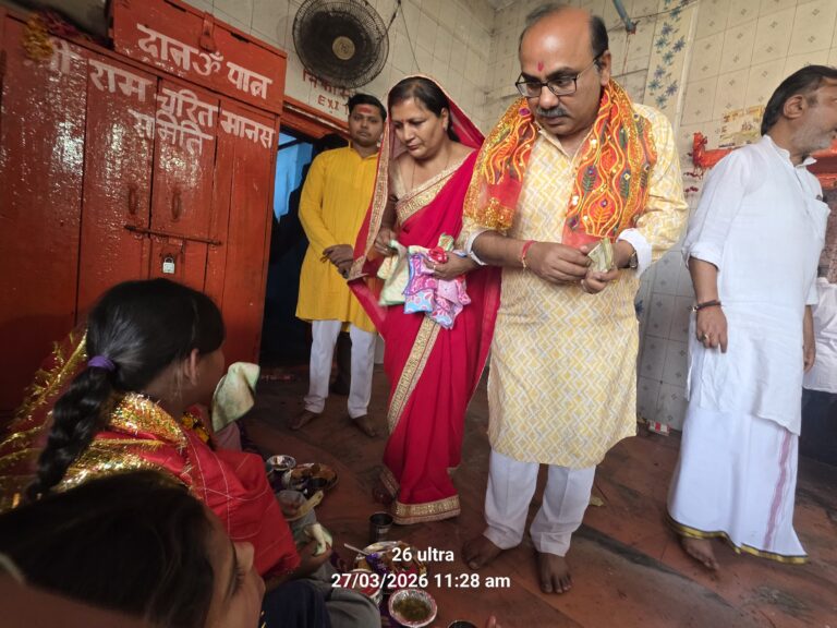 राम नवमी पर जौनपुर में उमड़ी आस्था की लहर, मंदिरों में भीड़ और घर-घर हुआ कन्या पूजन
