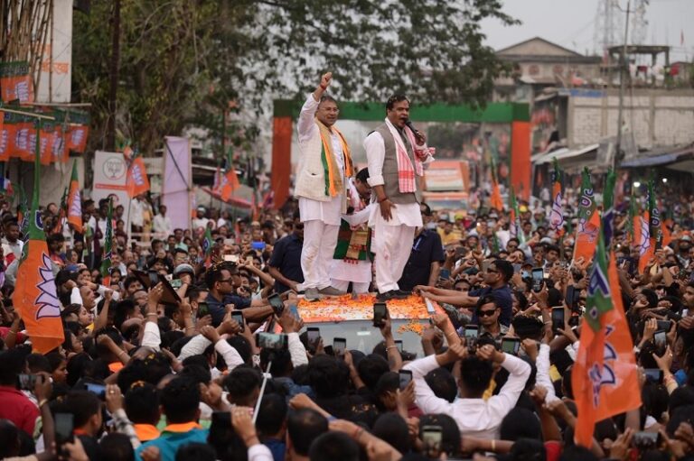 असम में भाजपा की जन आशीर्वाद यात्रा को मिल रहा जनसमर्थन, सीएम हिमंत बिस्व सरमा गोलाघाट दौरे पर