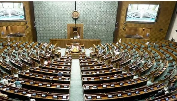 लोकसभा में विपक्ष के 8 सांसदों का निलंबन वापस, सर्वदलीय सहमति से लिया गया फैसला