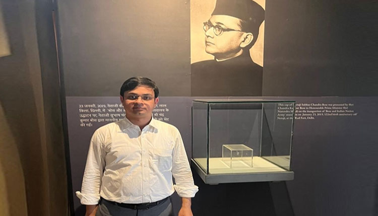 लाल किला संग्रहालय से नेताजी सुभाष चंद्र बोस की ऐतिहासिक टोपी गायब, प्रपौत्र चंद्र कुमार बोस ने उठाए सवाल