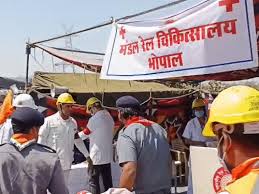 भोपाल में ट्रेन हादसे की मॉक ड्रिल: कोच काटकर निकाले यात्री, एनडीआरएफ के साथ रेस्क्यू अभ्यास